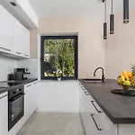 Ma Maison By El-pi Tours 빌라