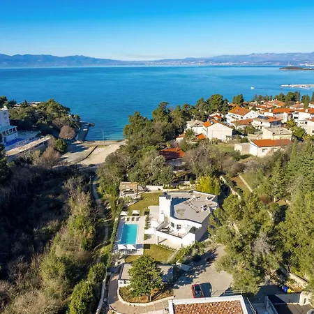 Ma Maison By El-pi Tours Villa