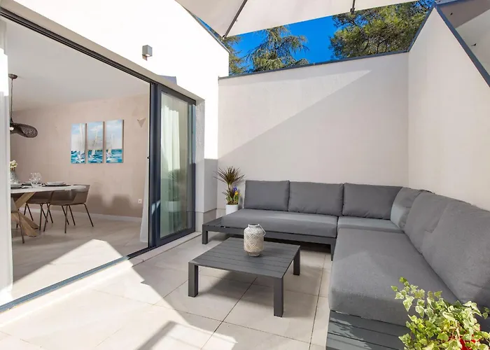 Ma Maison By El-pi Tours Villa