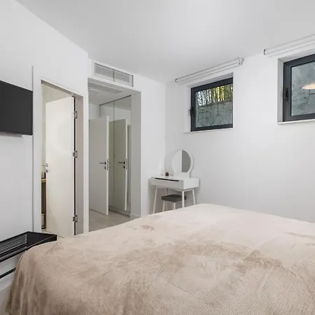 빌라 Ma Maison By El-pi Tours 말린스카