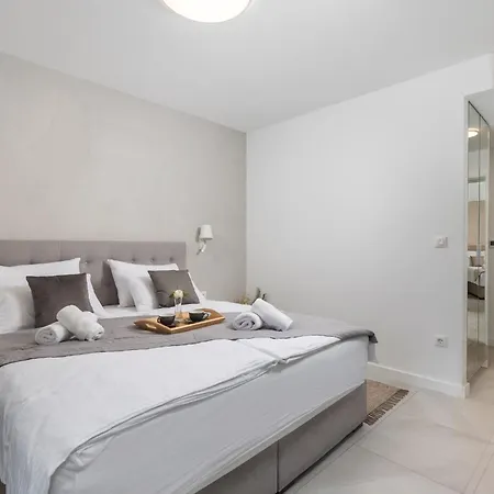 Ma Maison By El-pi Tours Malinska